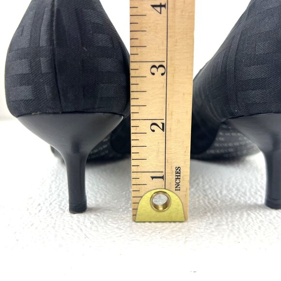 Givenchy Classic Womens Size 40 Black Monogram Pointed Toe Kitten Heel Pumps - Picture 7 of 13